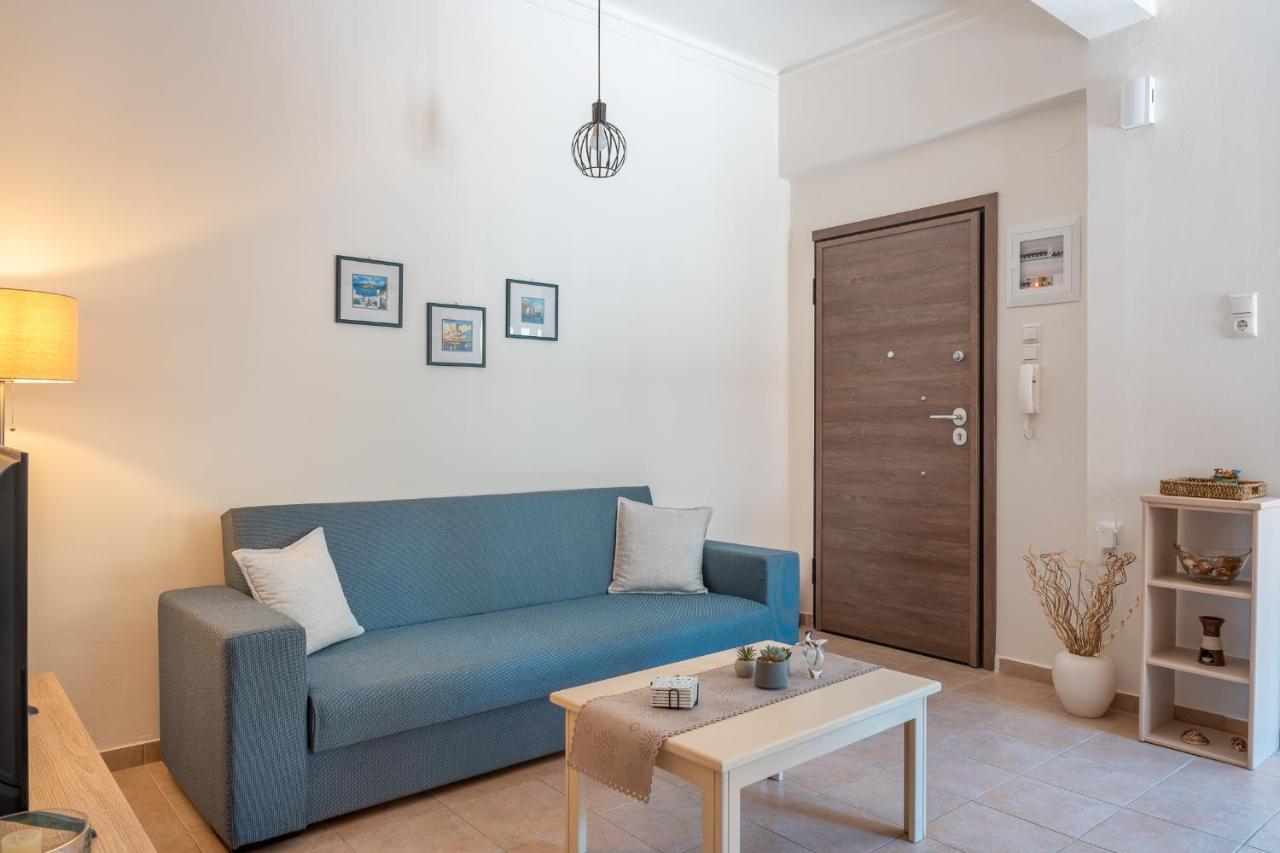 Stylish Central Renovated Apartment Ираклион Экстерьер фото