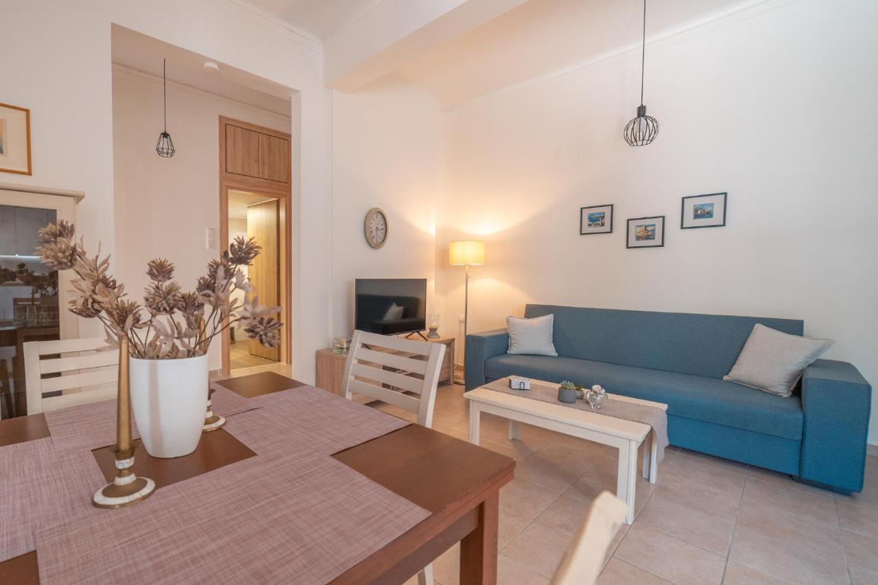 Stylish Central Renovated Apartment Ираклион Экстерьер фото