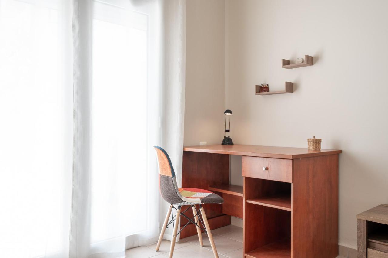 Stylish Central Renovated Apartment Ираклион Экстерьер фото