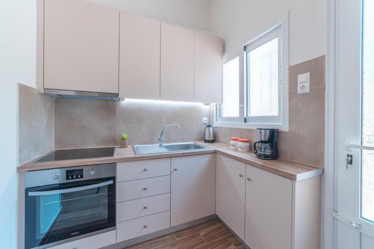 Stylish Central Renovated Apartment Ираклион Экстерьер фото