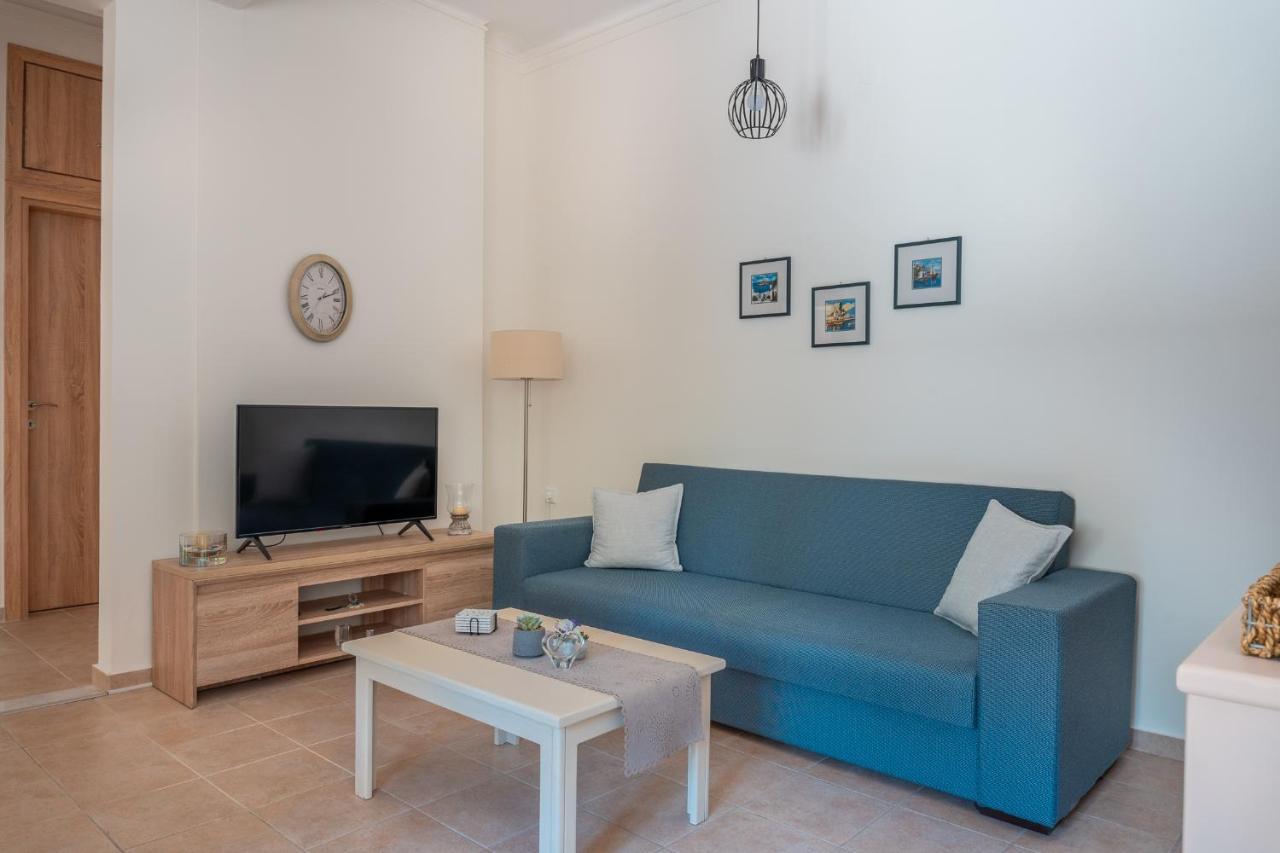 Stylish Central Renovated Apartment Ираклион Экстерьер фото